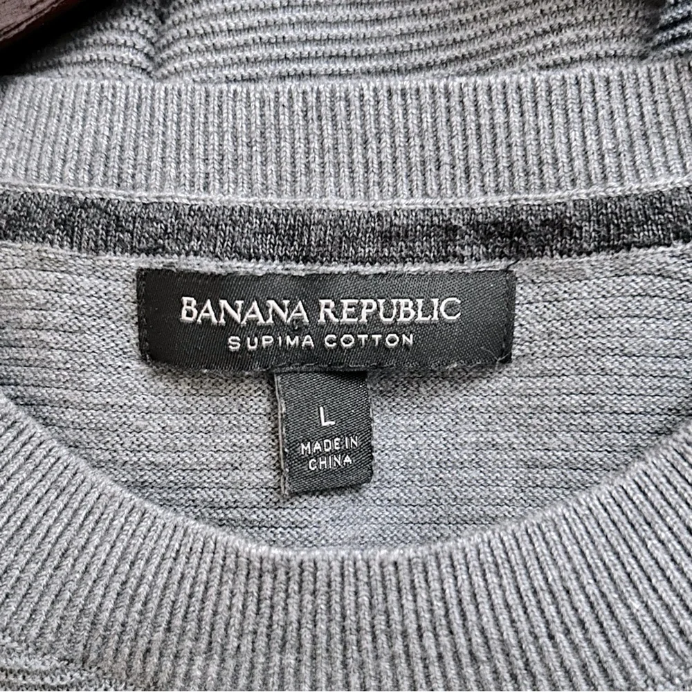 Banana Republic Long Sleeve Lightweight Pullover